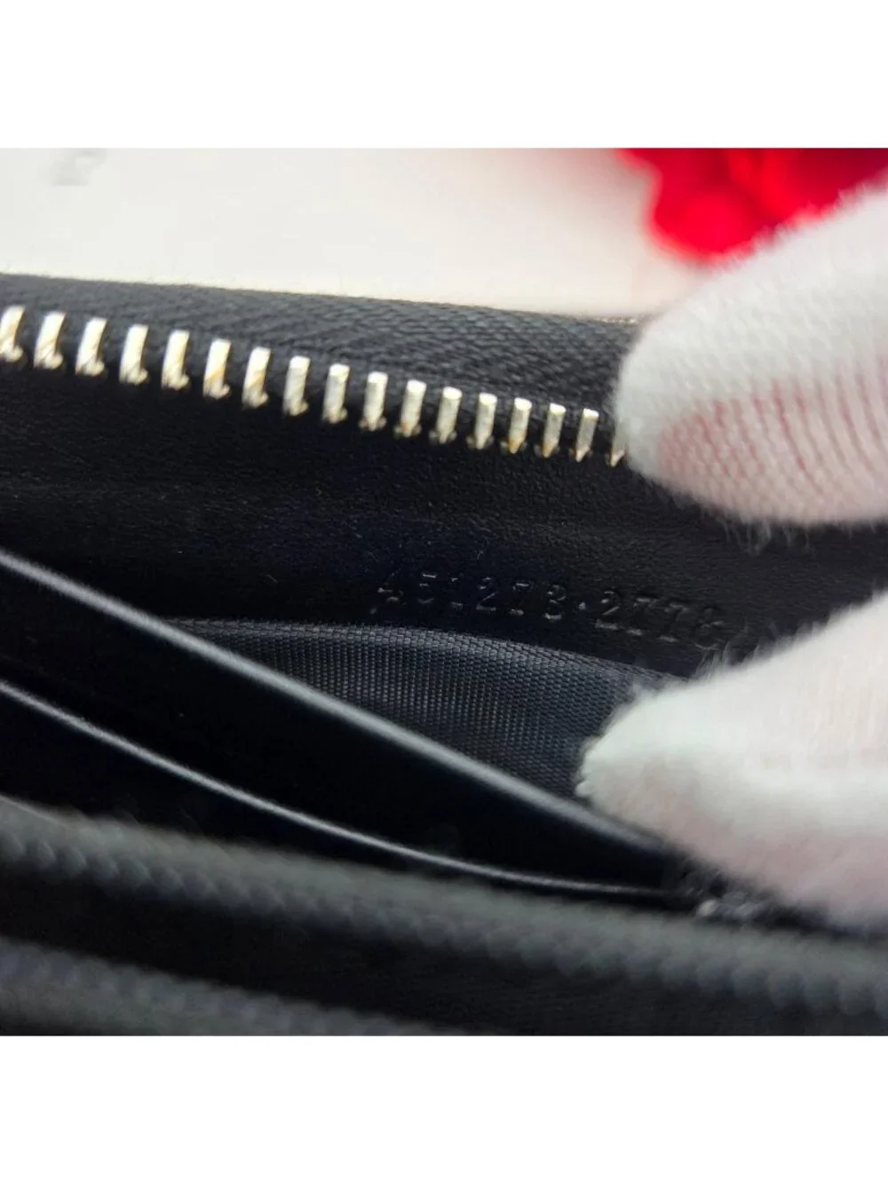 Gucci Wallet Snake GG Supreme